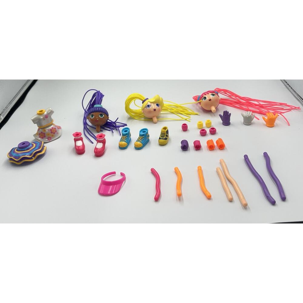 LOT of Betty Spaghetty Dolls w Parts 1997 31 Pieces‎